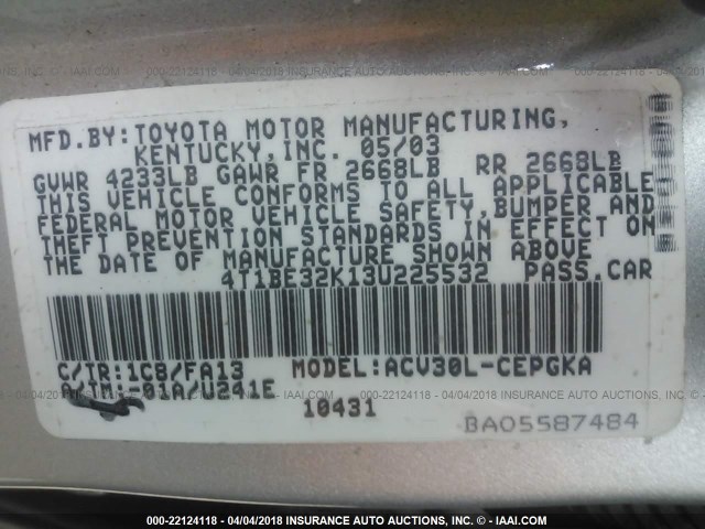 4T1BE32K13U225532 - 2003 TOYOTA CAMRY LE/XLE/SE ვერცხლისფერი ფოტო 9