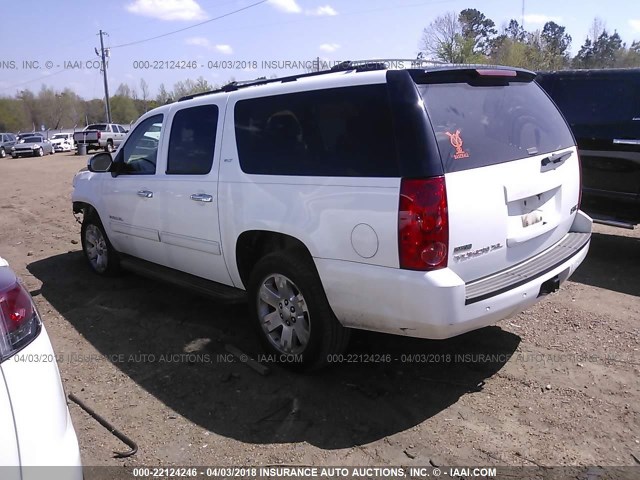 1GKUKKE33AR148879 - 2010 GMC YUKON XL K1500 SLT WHITE photo 3