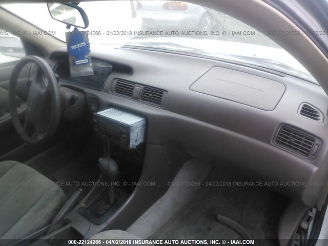 4T1BG22K21U847459 - 2001 TOYOTA CAMRY CE/LE/XLE 白色 照片 5