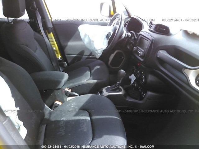 ZACCJBBT6GPC54796 - 2016 JEEP RENEGADE LATITUDE YELLOW photo 5