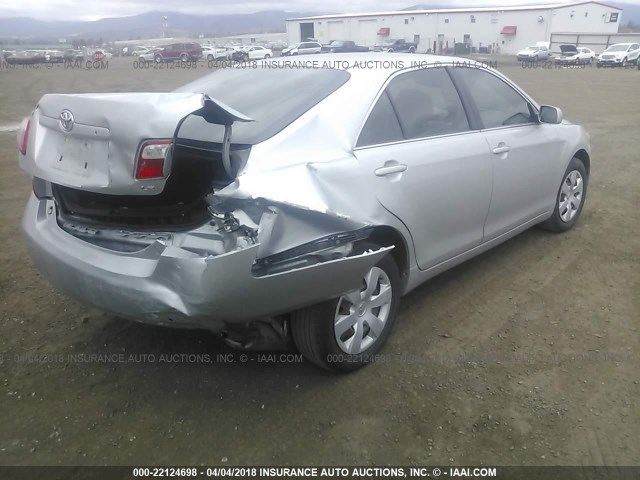 4T1BE46K57U660009 - 2007 TOYOTA CAMRY NEW GENERAT CE/LE/XLE/SE GRAY photo 4
