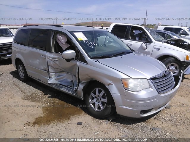 2A4RR5D15AR278178 - 2010 CHRYSLER TOWN & COUNTRY TOURING SILVER photo 1