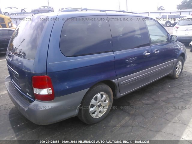 KNDUP132456684359 - 2005 KIA SEDONA EX/LX BLUE photo 4