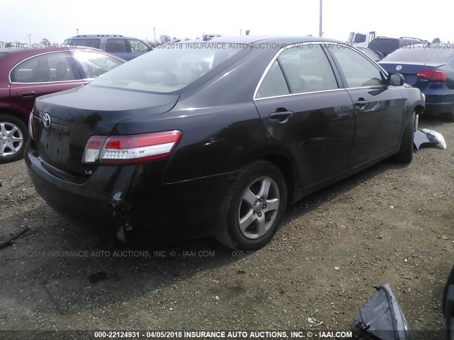 4T1BF3EK9AU079869 - 2010 TOYOTA CAMRY SE/LE/XLE BLACK photo 4