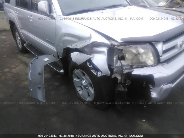 JTEBU17R630020048 - 2003 TOYOTA 4RUNNER LIMITED SILVER photo 6