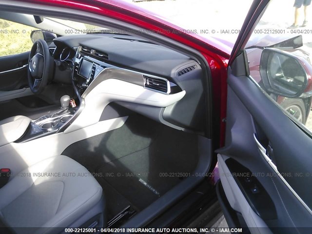 4T1B61HK4JU565344 - 2018 TOYOTA CAMRY XSE RED photo 5
