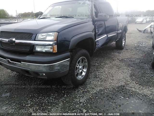 1GCEK19B95E241480 - 2005 CHEVROLET SILVERADO K1500 BLUE photo 2