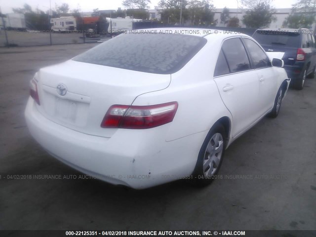 4T1BE46K58U740671 - 2008 TOYOTA CAMRY CE/LE/XLE/SE WHITE photo 4