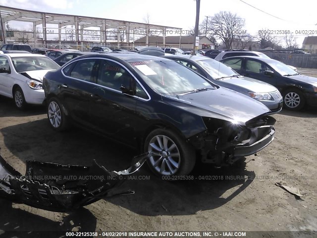 1G4PP5SK7E4157624 - 2014 BUICK VERANO GRAY photo 1