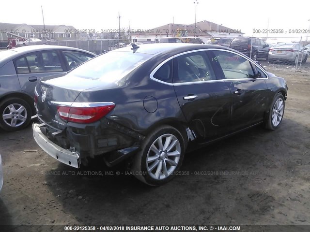 1G4PP5SK7E4157624 - 2014 BUICK VERANO GRAY photo 4