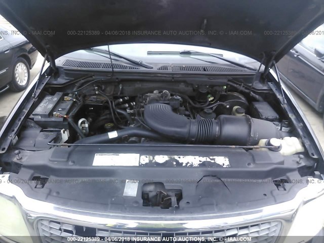 1FMRU15W52LA06680 - 2002 FORD EXPEDITION XLT 黑色 照片 10