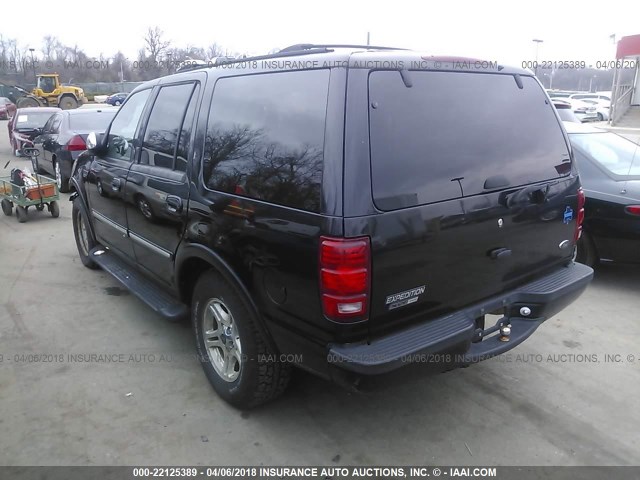 1FMRU15W52LA06680 - 2002 FORD EXPEDITION XLT BLACK photo 3