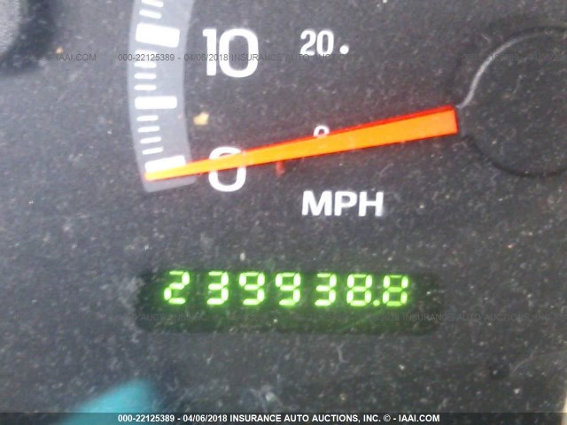 1FMRU15W52LA06680 - 2002 FORD EXPEDITION XLT 黑色 照片 7