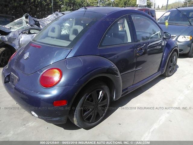 3VWBK21C41M464461 - 2001 VOLKSWAGEN NEW BEETLE GL 蓝色 照片 4