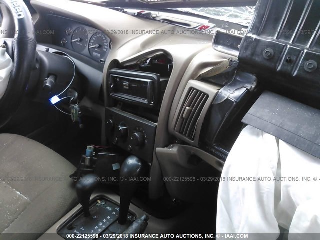 1J4GW48N44C412134 - 2004 JEEP GRAND CHEROKEE LAREDO/COLUMBIA/FREEDOM 灰色 照片 5