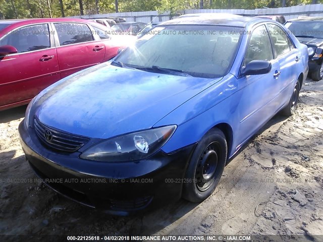 4T1BE32K15U616991 - 2005 TOYOTA CAMRY LE/XLE/SE BLUE photo 2