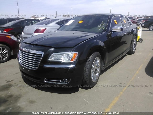 2C3CCAEG9DH620965 - 2013 CHRYSLER 300C BLACK photo 2