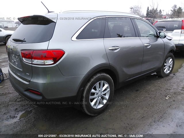 5XYPG4A35HG336341 - 2017 KIA SORENTO LX/L GRAY photo 4