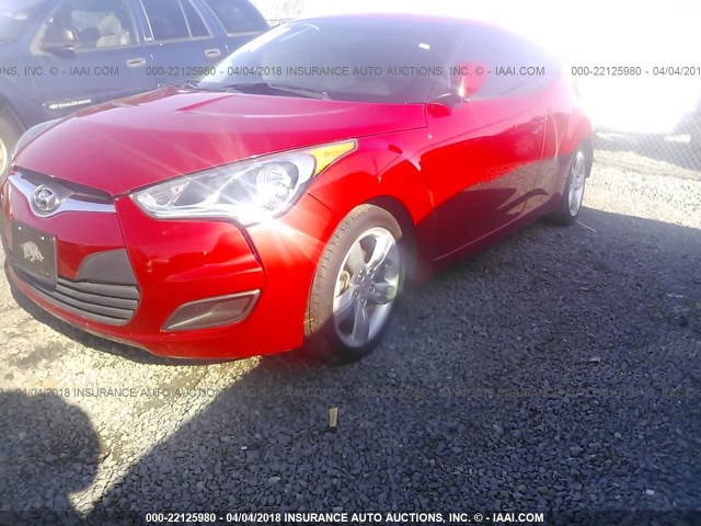 KMHTC6AD3DU145116 - 2013 HYUNDAI VELOSTER RED photo 2