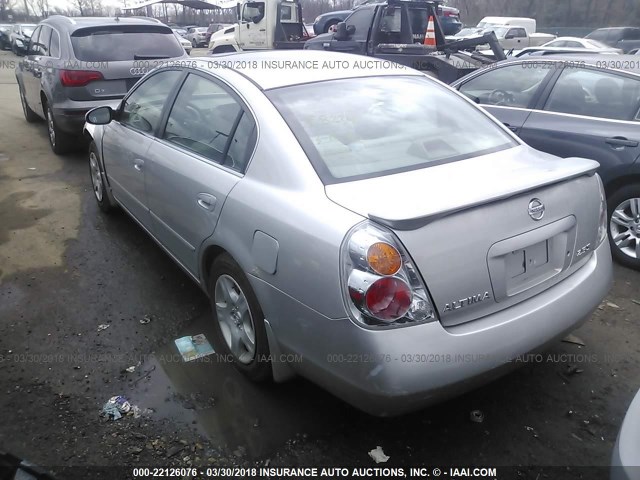 1N4AL11D83C311252 - 2003 NISSAN ALTIMA S/SL GRAY photo 3