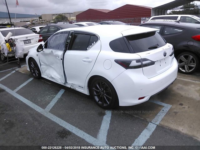 JTHKD5BH0D2169375 - 2013 LEXUS CT 200 WHITE photo 3