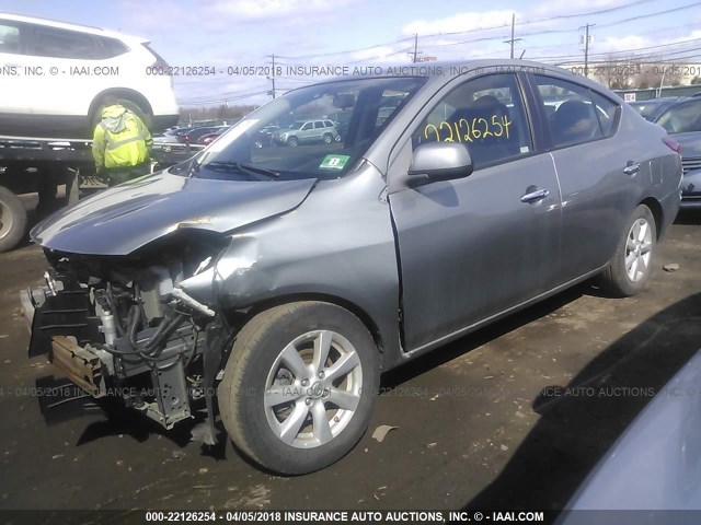 3N1CN7AP6CL833847 - 2012 NISSAN VERSA S/SV/SL GRAY photo 2