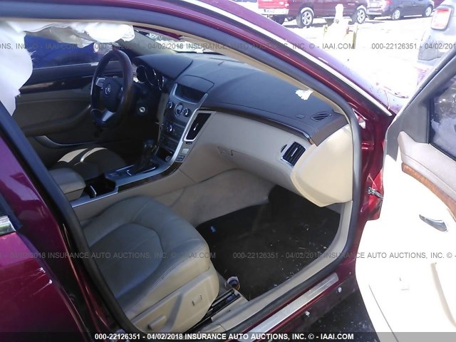 1G6DG577780145306 - 2008 CADILLAC CTS RED photo 5