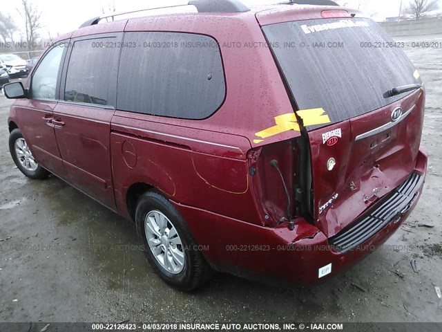 KNDMG4C7XC6453492 - 2012 KIA SEDONA LX RED photo 3