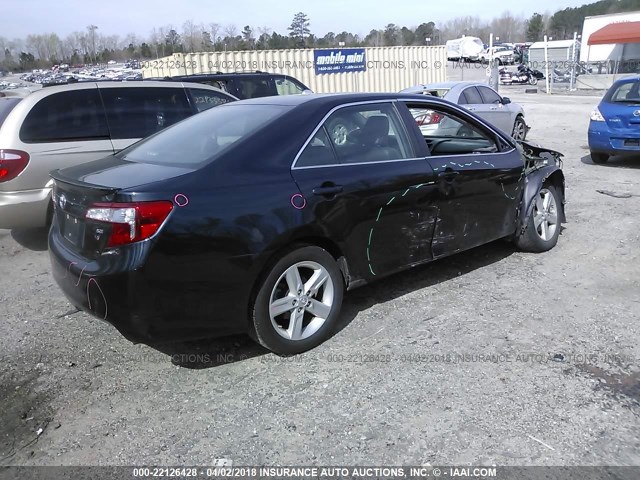 4T1BF1FK6EU338245 - 2014 TOYOTA CAMRY L/SE/LE/XLE Boz foto 4