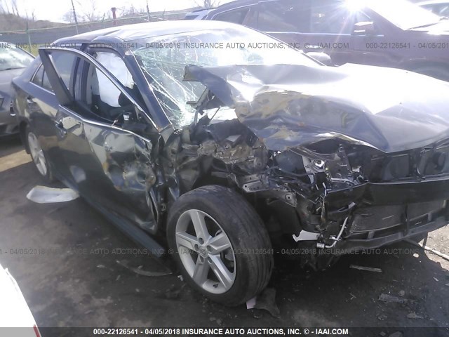 4T1BF1FK8DU283344 - 2013 TOYOTA CAMRY L/SE/LE/XLE GRAY photo 1