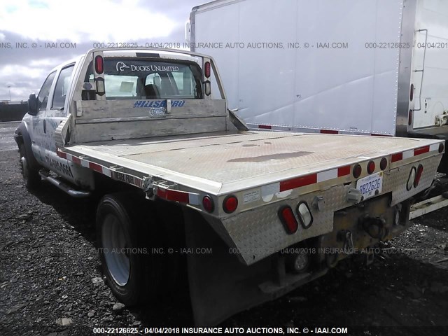 1FDAW57PX5EA79699 - 2005 FORD F550 4X4 CREWCAB SUPER DUTY WHITE photo 3