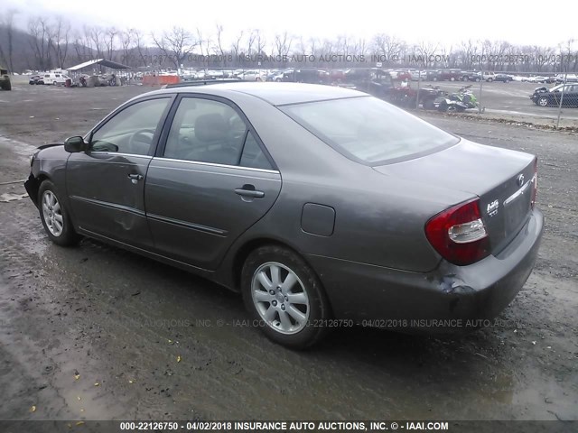 4T1BF30K74U575023 - 2004 TOYOTA CAMRY LE/XLE/SE GRAY photo 3