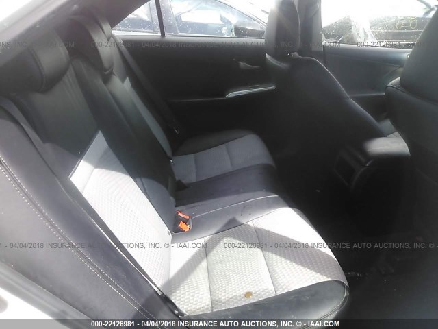 4T1BF1FK1EU440715 - 2014 TOYOTA CAMRY L/SE/LE/XLE თეთრი ფოტო 8