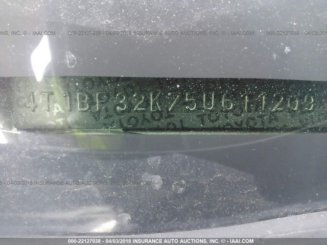 4T1BF32K75U611209 - 2005 TOYOTA CAMRY LE/XLE/SE 灰色 照片 9