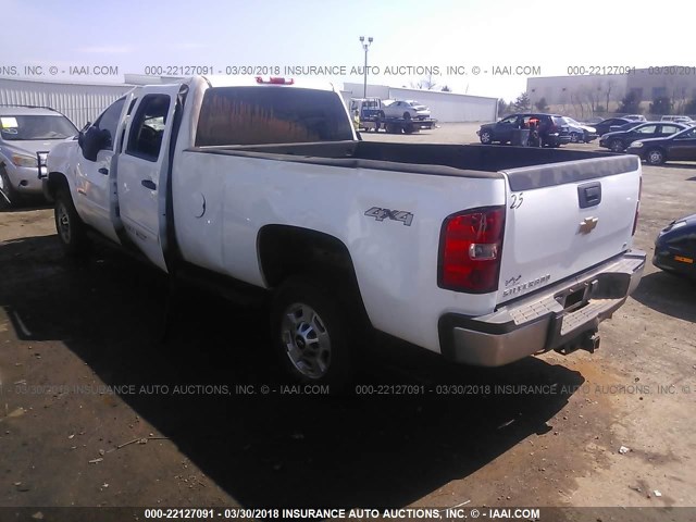 1GC1KXC80DF103995 - 2013 CHEVROLET SILVERADO K2500 HEAVY DUTY LT WHITE photo 3