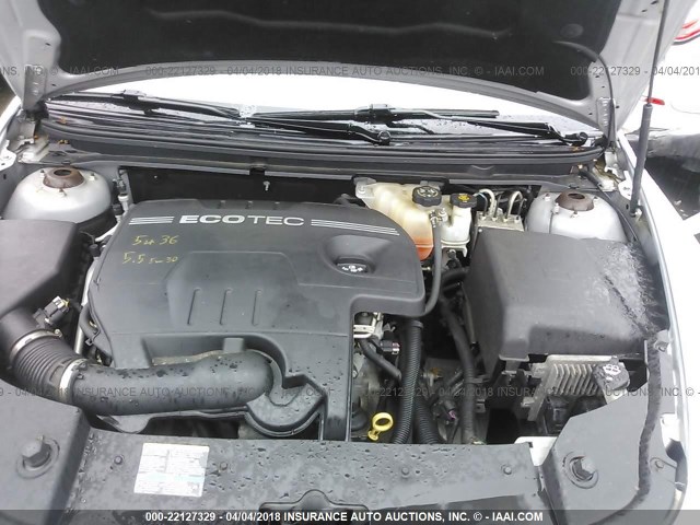 1G1ZH57B694265797 - 2009 CHEVROLET MALIBU 1LT SILVER photo 10