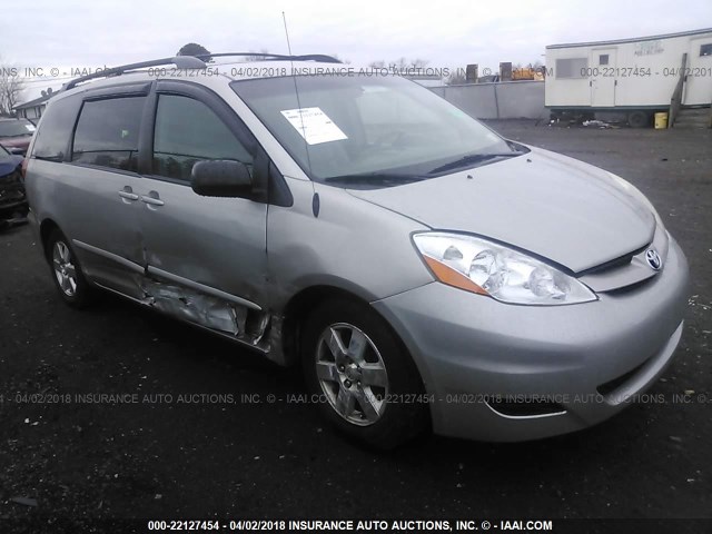 5TDZK23CX9S231968 - 2009 TOYOTA SIENNA CE/LE GOLD photo 1