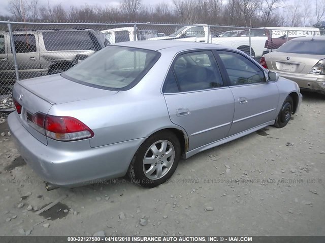 1HGCG66862A067306 - 2002 HONDA ACCORD EX/SE SILVER photo 4