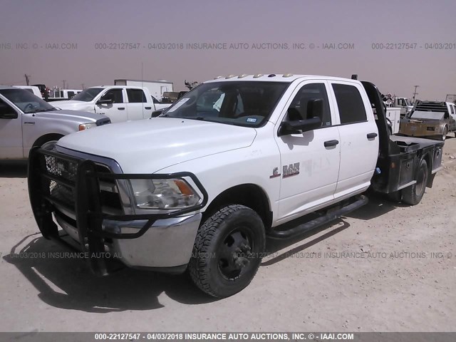 3C7WRTCL4FG543284 - 2015 RAM 3500 WHITE photo 2