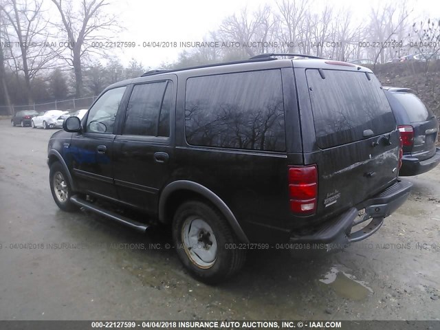 1FMRU15W12LA26974 - 2002 FORD EXPEDITION XLT 黑色 照片 3