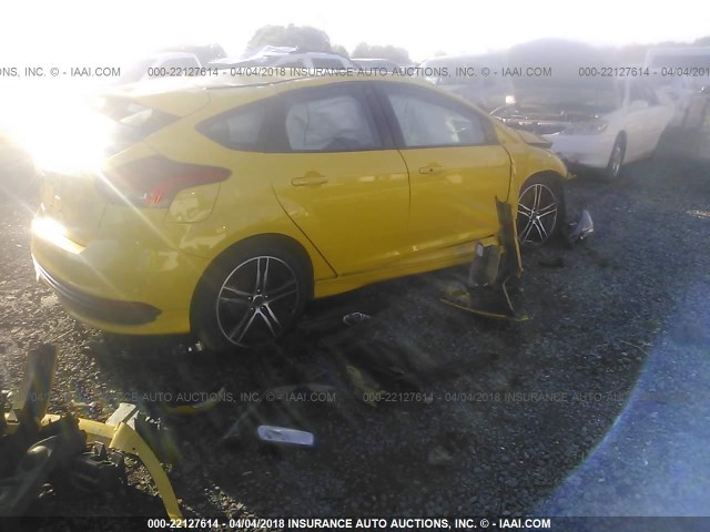 1FADP3L96HL263442 - 2017 FORD FOCUS ST YELLOW photo 4