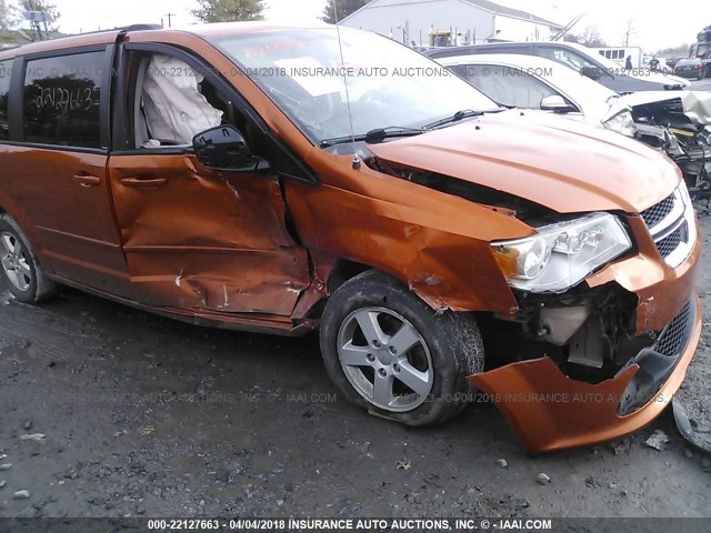 2D4RN3DG9BR757007 - 2011 DODGE GRAND CARAVAN MAINSTREET ORANGE photo 6