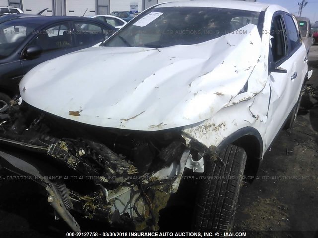 5XYKT3A13DG373266 - 2013 KIA SORENTO LX თეთრი ფოტო 6