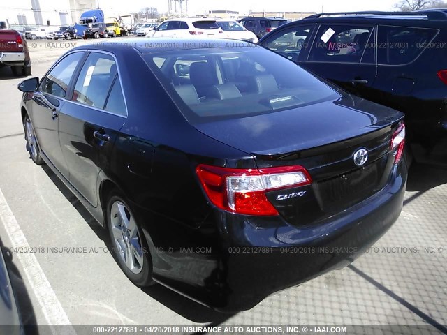 4T1BF1FK4EU365895 - 2014 TOYOTA CAMRY L/SE/LE/XLE 黑色 照片 3
