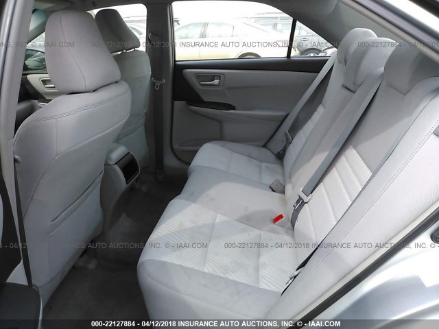 4T4BF1FK3FR469866 - 2015 TOYOTA CAMRY LE/XLE/SE/XSE Argent photo 8