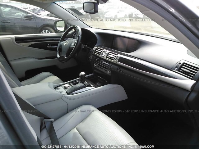 JTHCL5EF6F5023629 - 2015 LEXUS LS 460 GRAY photo 5