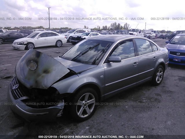 WVWRH63BX4P055410 - 2004 VOLKSWAGEN PASSAT GLX 银色 照片 2