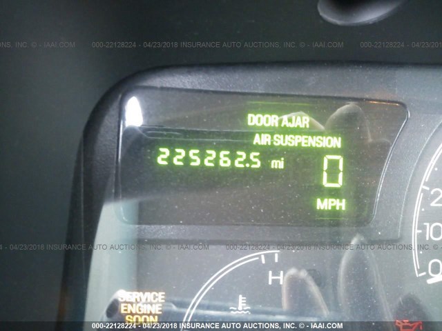 1LNHM81W74Y623773 - 2004 LINCOLN TOWN CAR EXECUTIVE/SIGNATURE თეთრი ფოტო 7