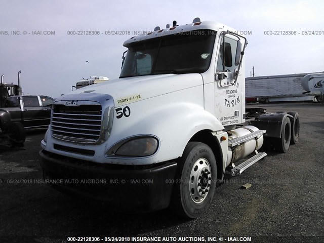 1FUJA6CV95DN99405 - 2005 FREIGHTLINER COLUMBIA COLUMBIA WHITE photo 2