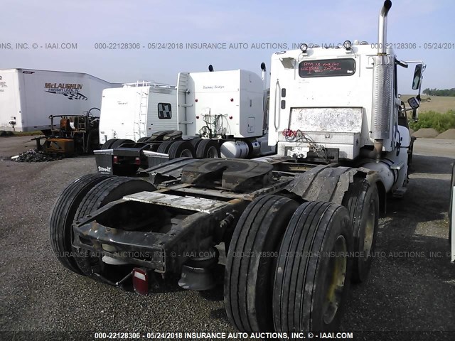 1FUJA6CV95DN99405 - 2005 FREIGHTLINER COLUMBIA COLUMBIA WHITE photo 4